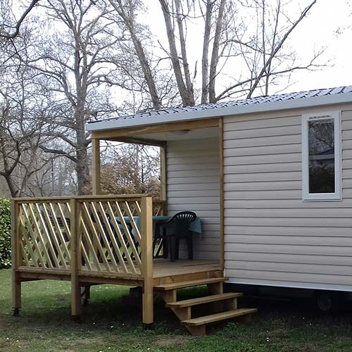 mobil home pour 6 personnes dans le puy de dome