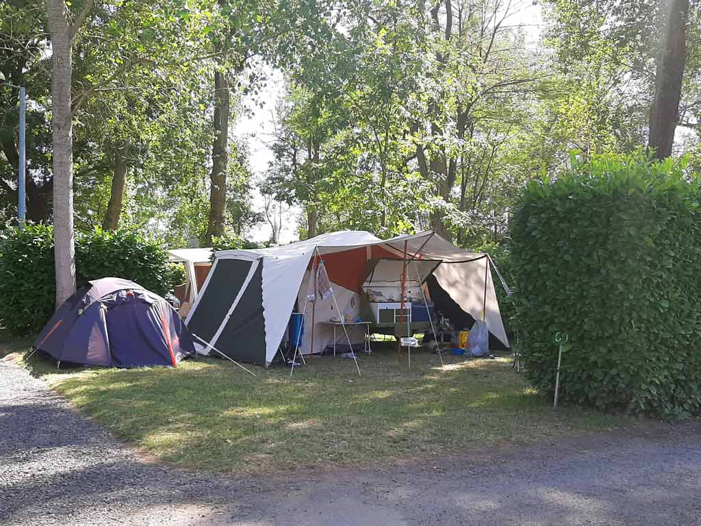 emplacement de camping pour tente auvergne